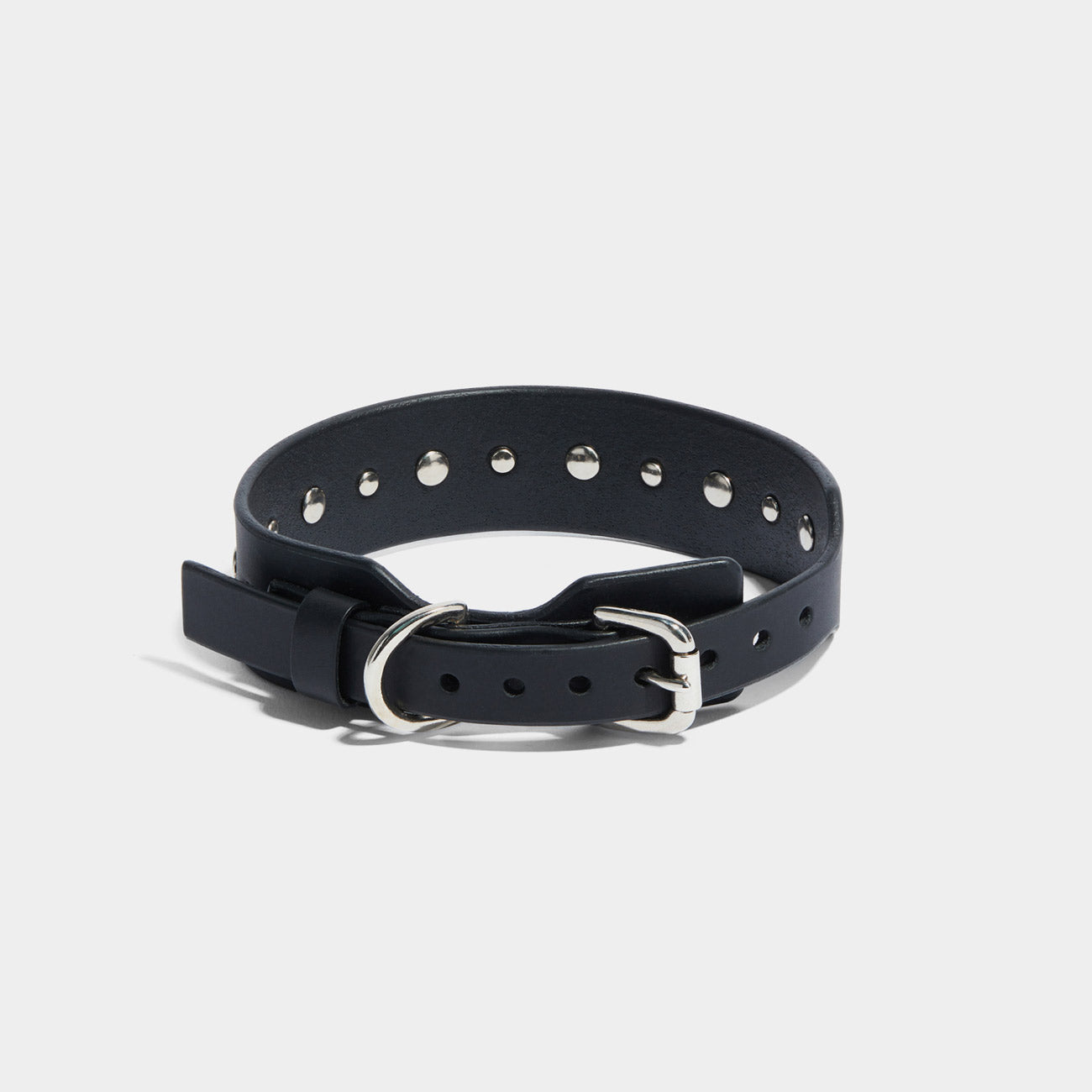 PATTERN STUDDED COLLAR